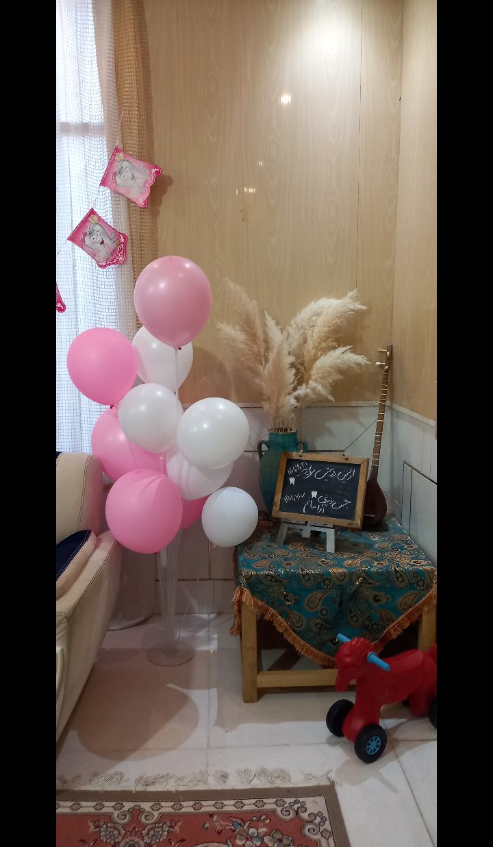 تخته-سیاه آوا مانیان