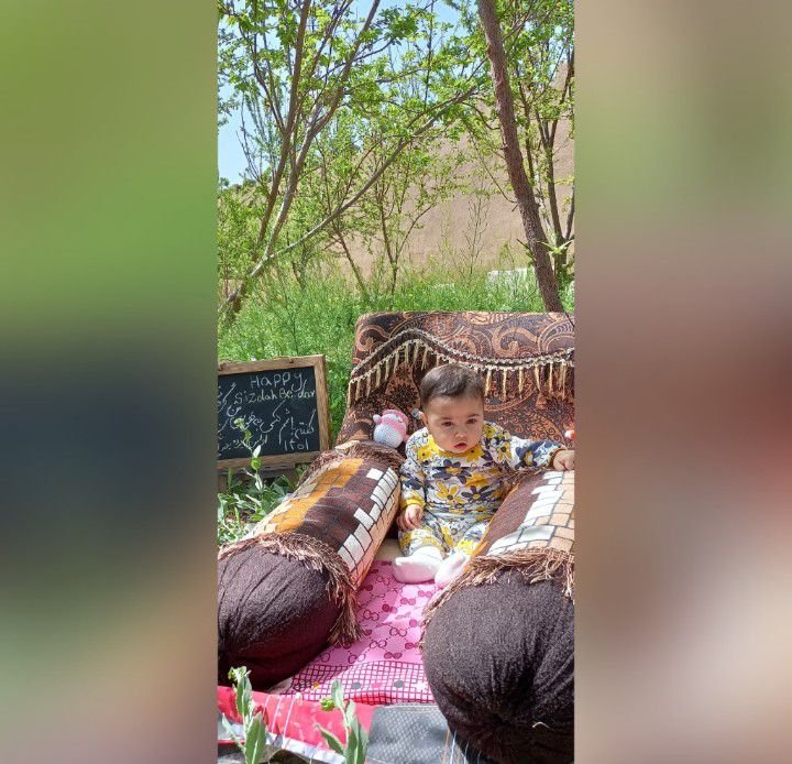 عکس سیزده بدر آوا مانیان