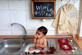 تم عکس تابستانی کودک آوا مانیان