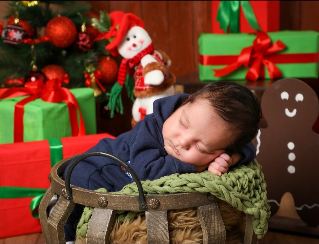 یک ماهگی نوزاد رایان نقیب زاده