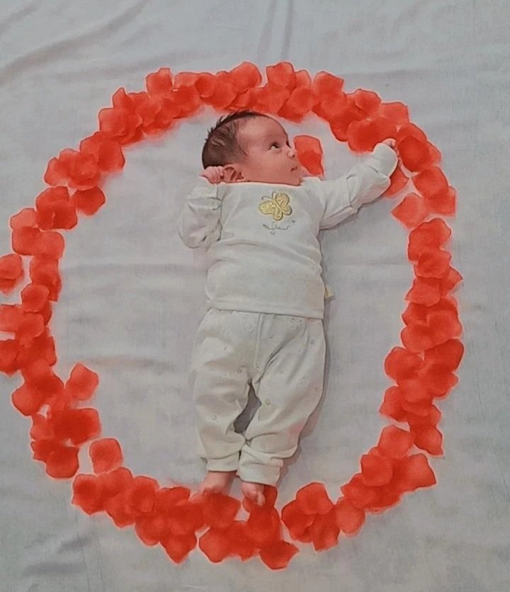 یک ماهگی نوزاد محیا