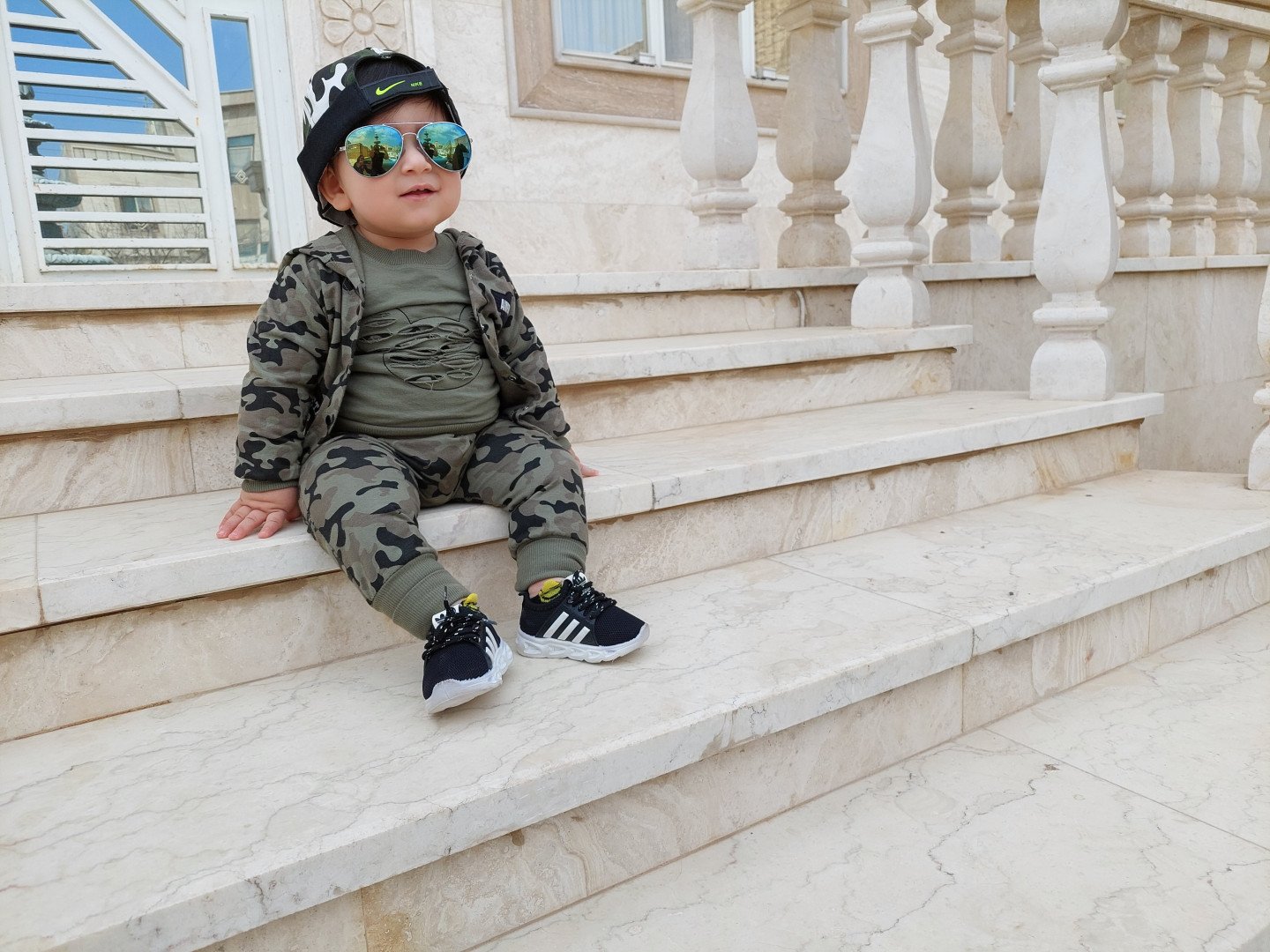 عکس سیزده بدر سام امجدی