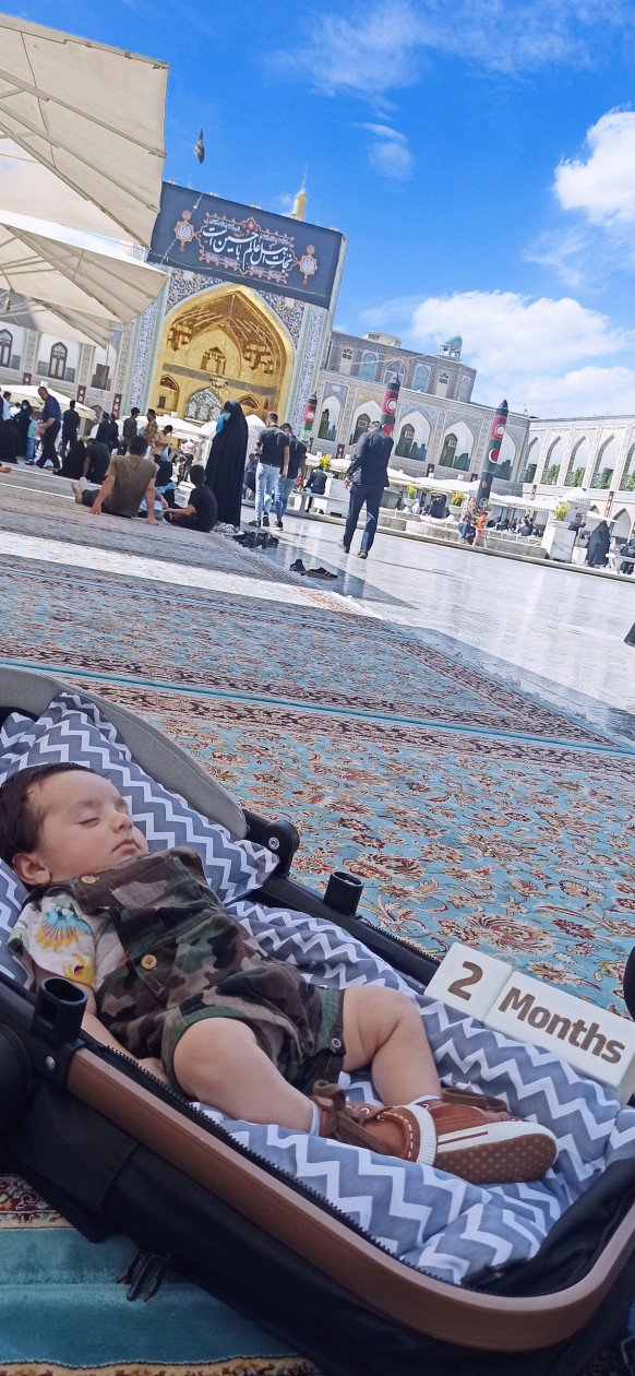 عکس نوزاد در سفر داریان