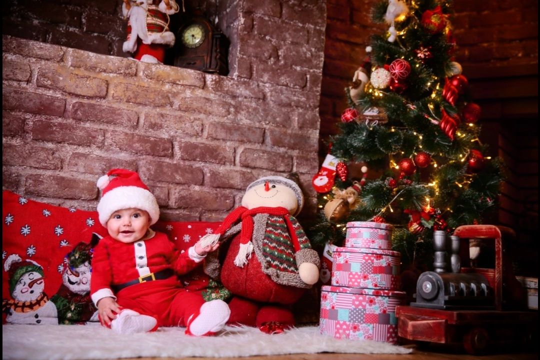 جشن کریسمس کودک نلین