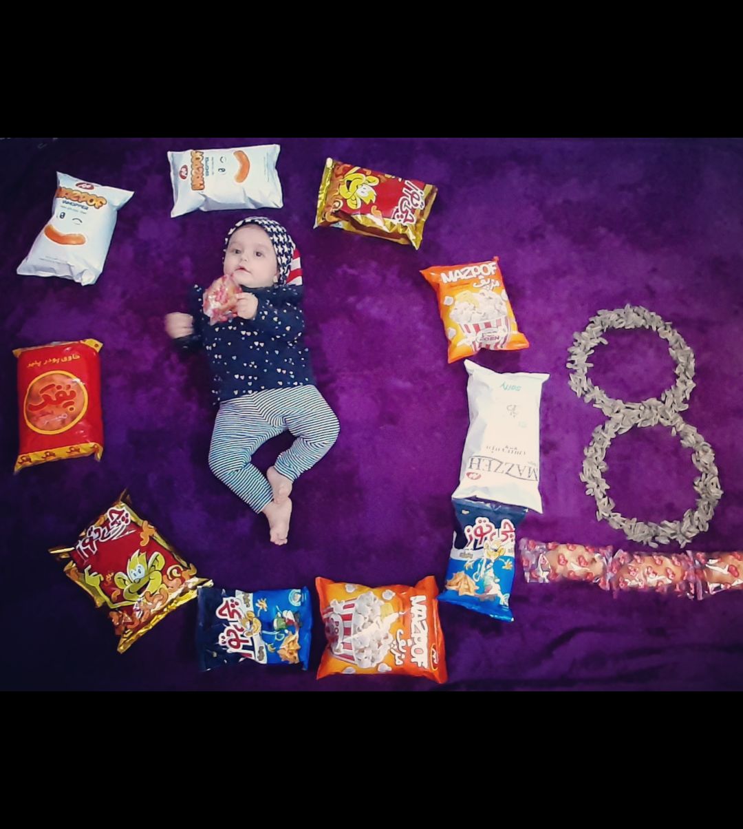 هشت ماهگی نوزاد نلین