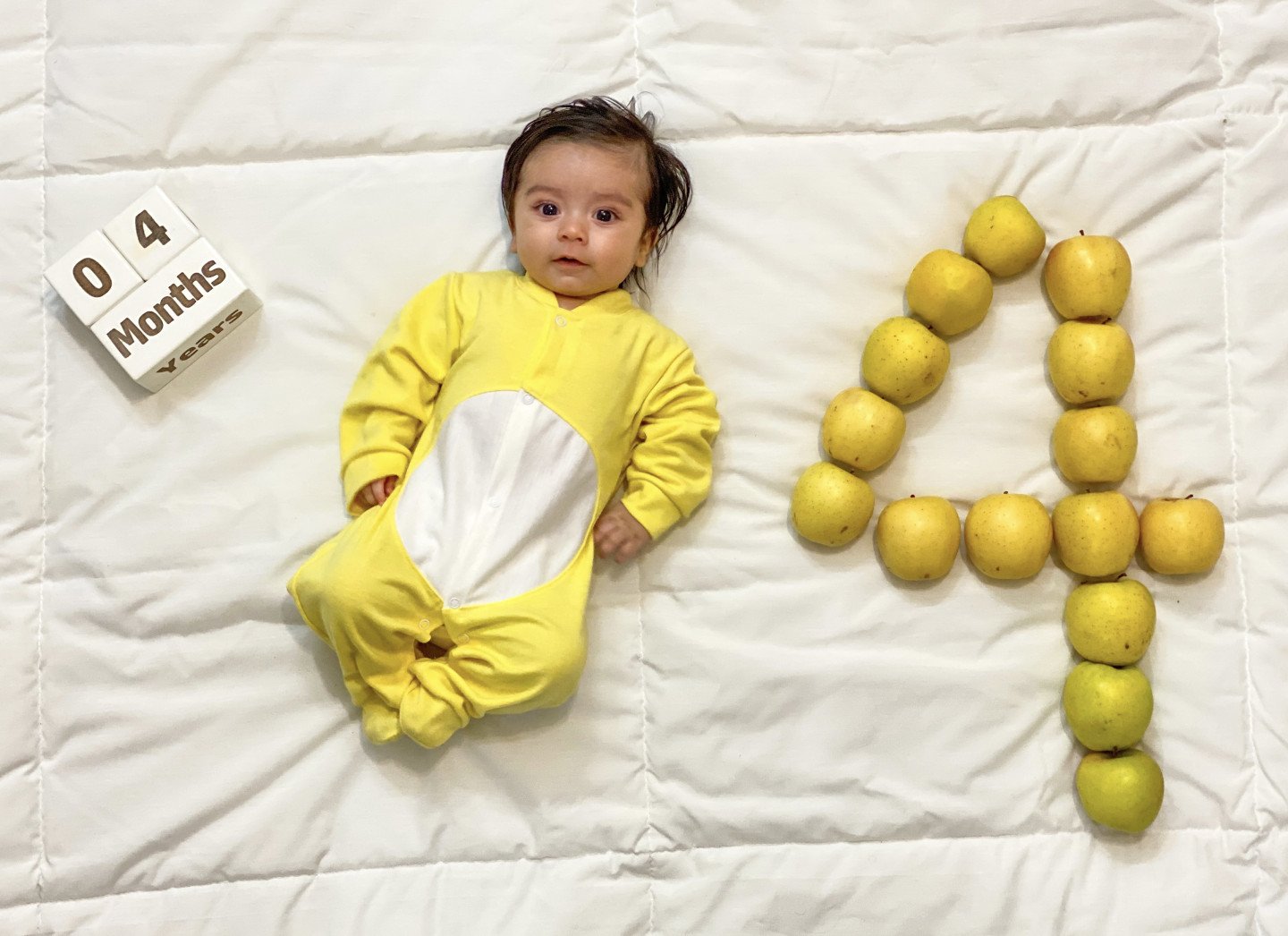 چهار ماهگی نوزاد محمدرضا مهرجو