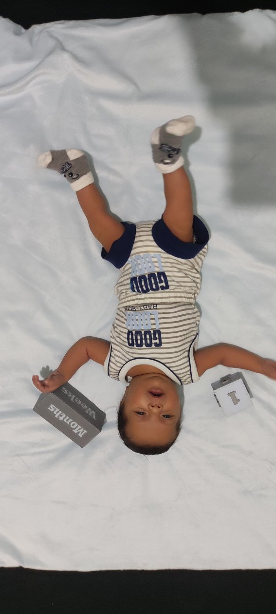 یک ماهگی نوزاد لیام تدینی