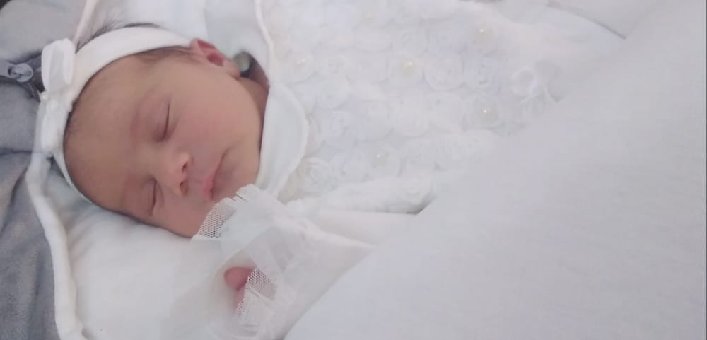 متولد شدن نوزاد بانو مهرآیین دهقانپور فراشاه