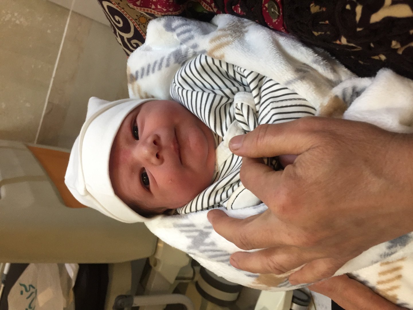 متولد شدن نوزاد امیر ارسلان نوری