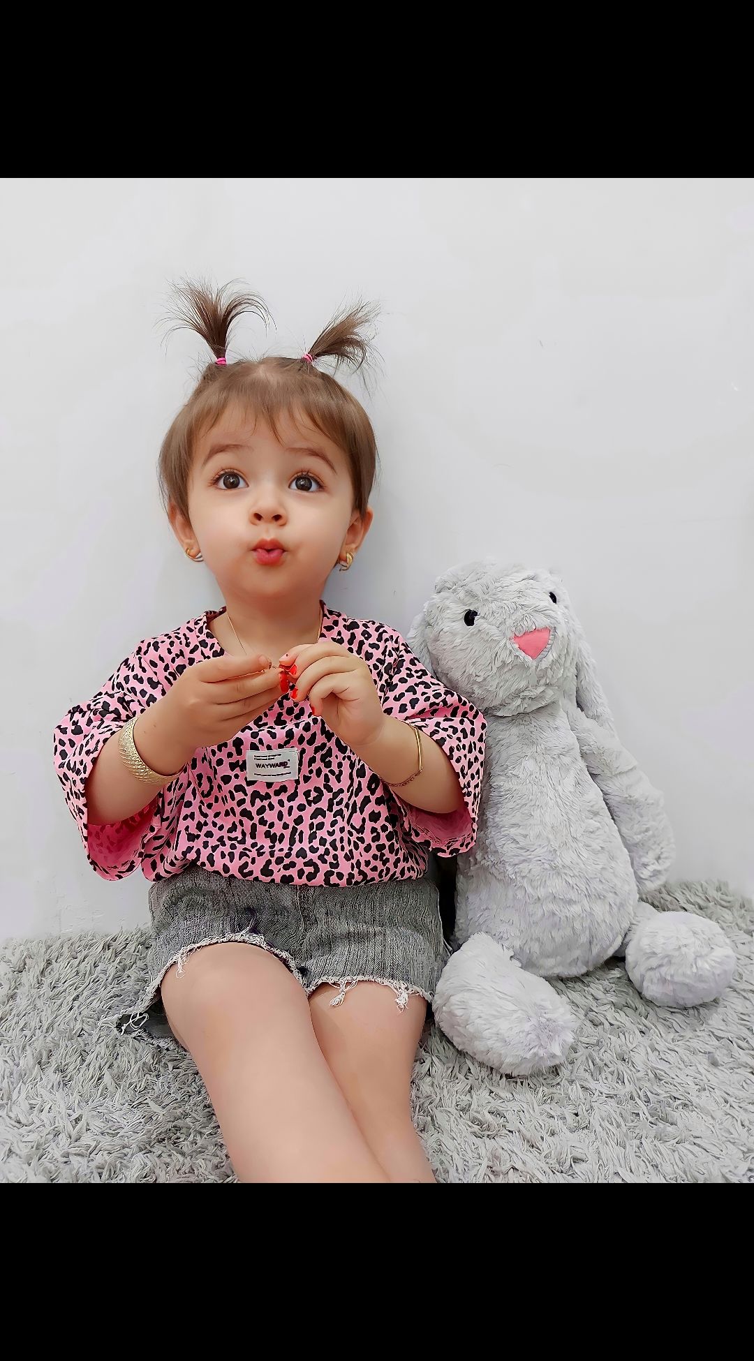 روز-دختر نوراعزیزی