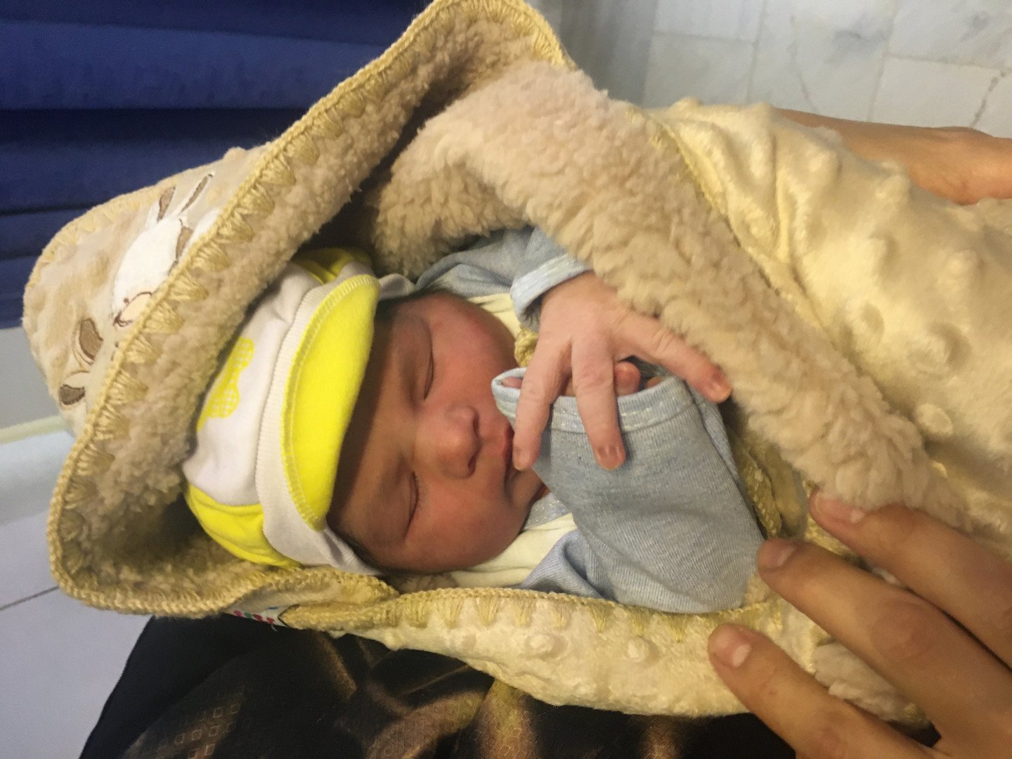 متولد شدن نوزاد ابوالفضل قهرماني