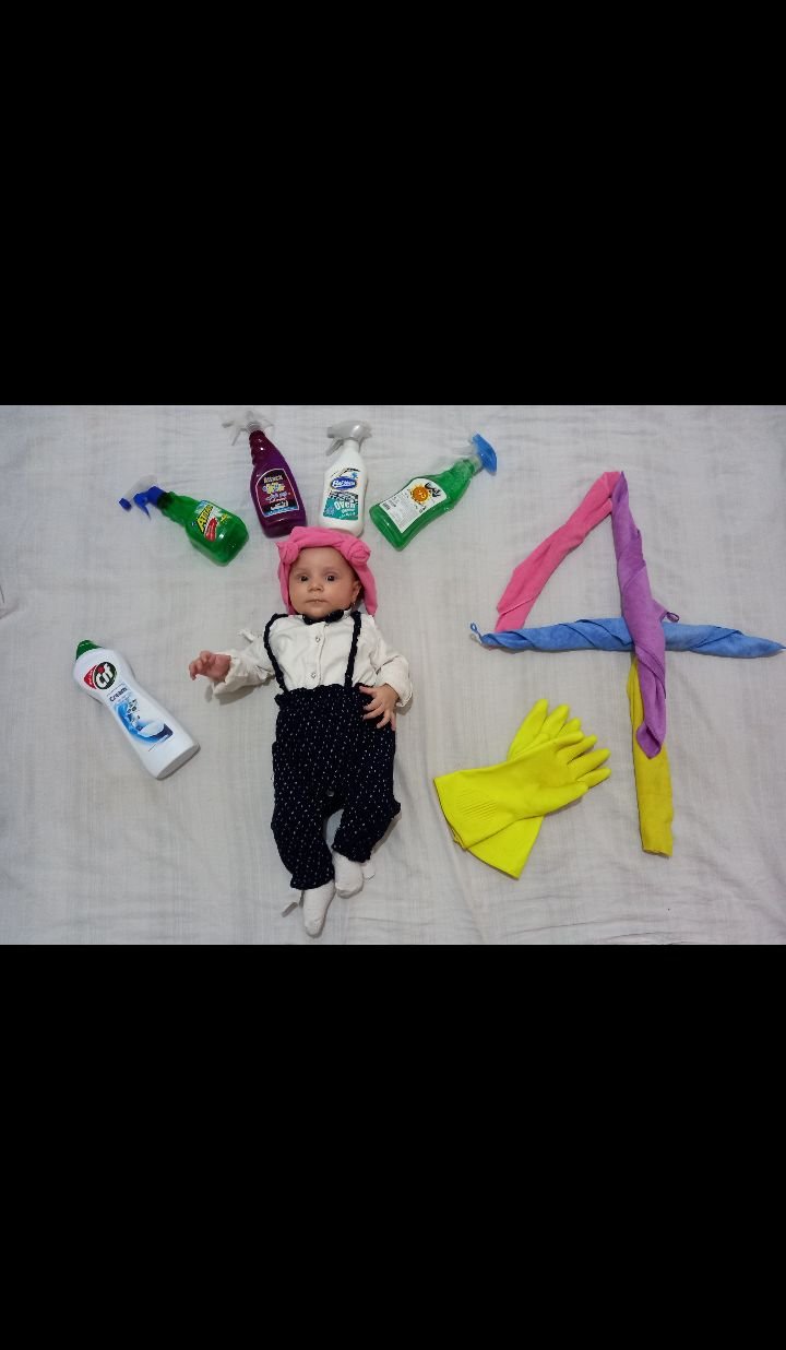 آلبوم-خاطرات-کودکی آوا