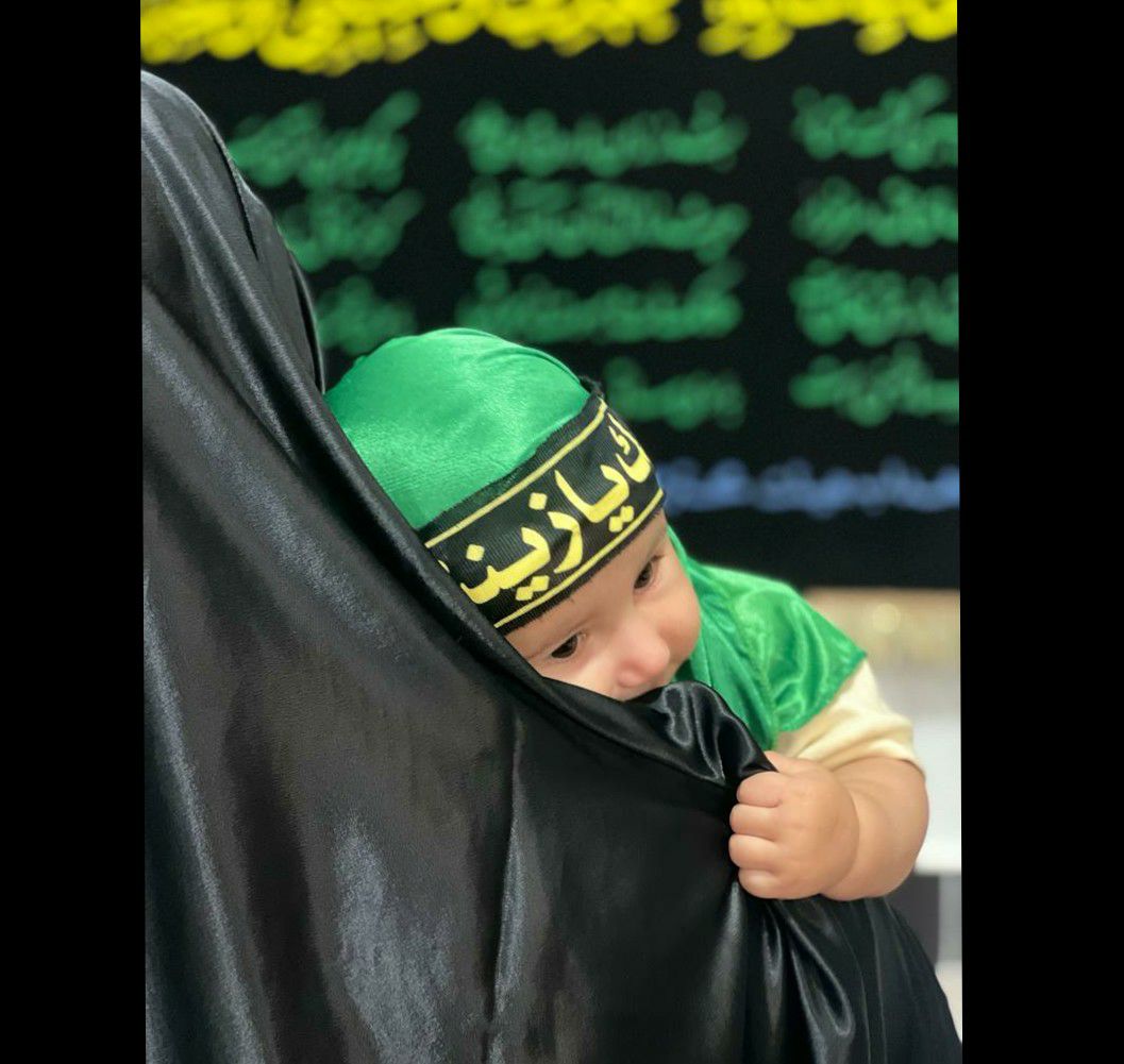 یلدایی مهرا مختاری