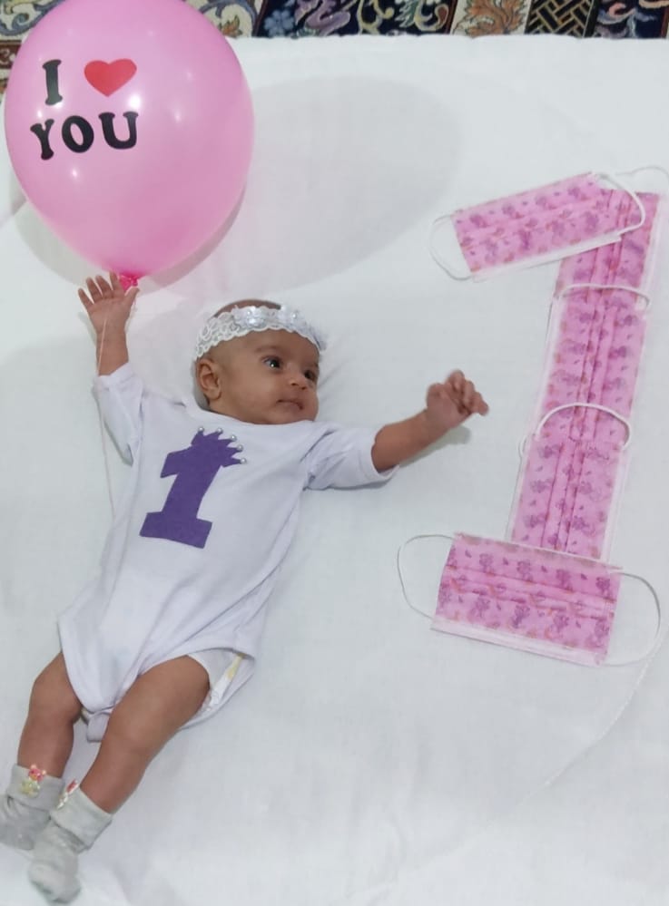 یک ماهگی نوزاد آیسان پیام