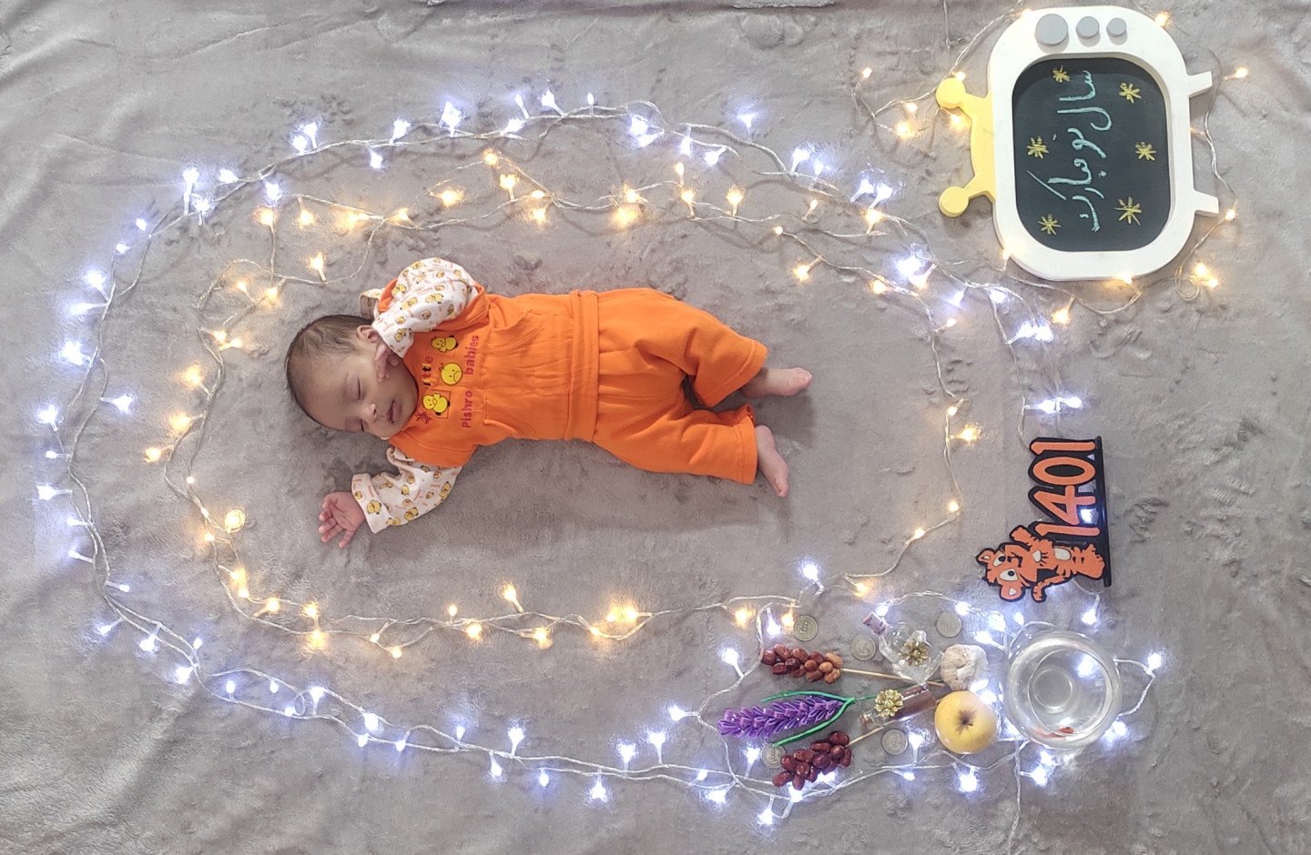 دو ماهگی نوزاد علی اصغر خالقی