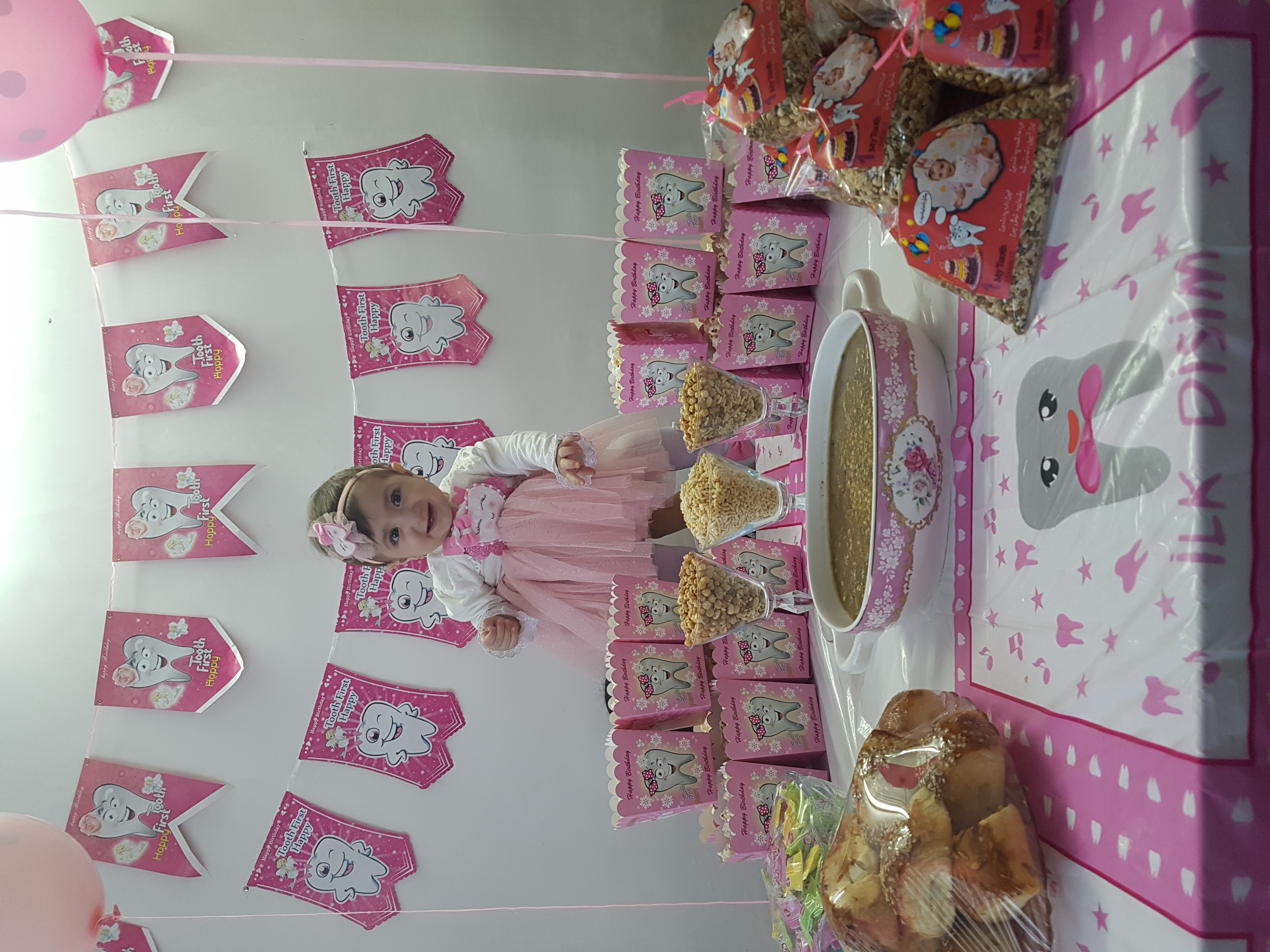 یازده ماهگی نوزاد الین پوراحمد جوبنی