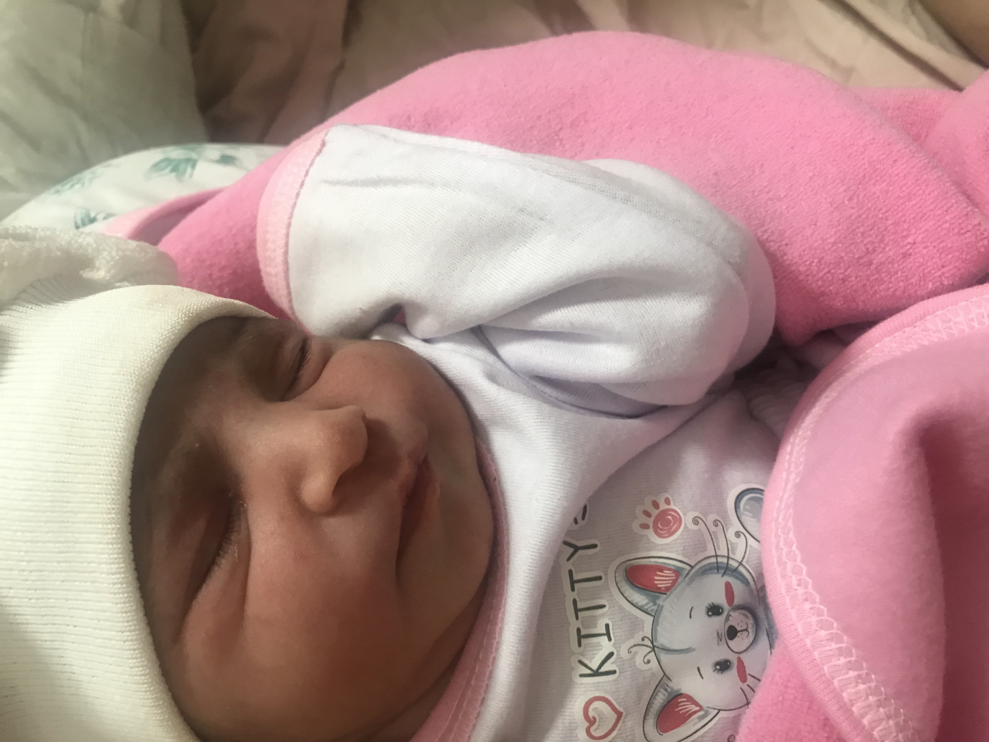 متولد شدن نوزاد پناه نعمتی