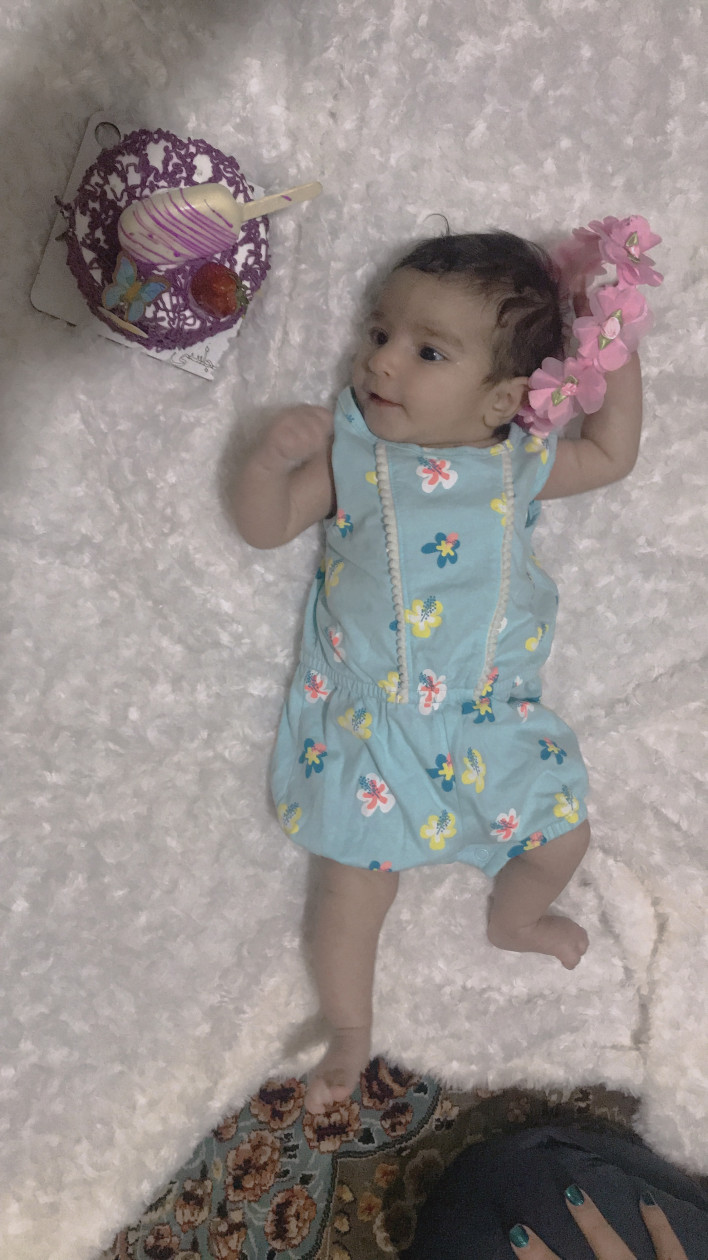 متولد شدن نوزاد پناه نعمتی