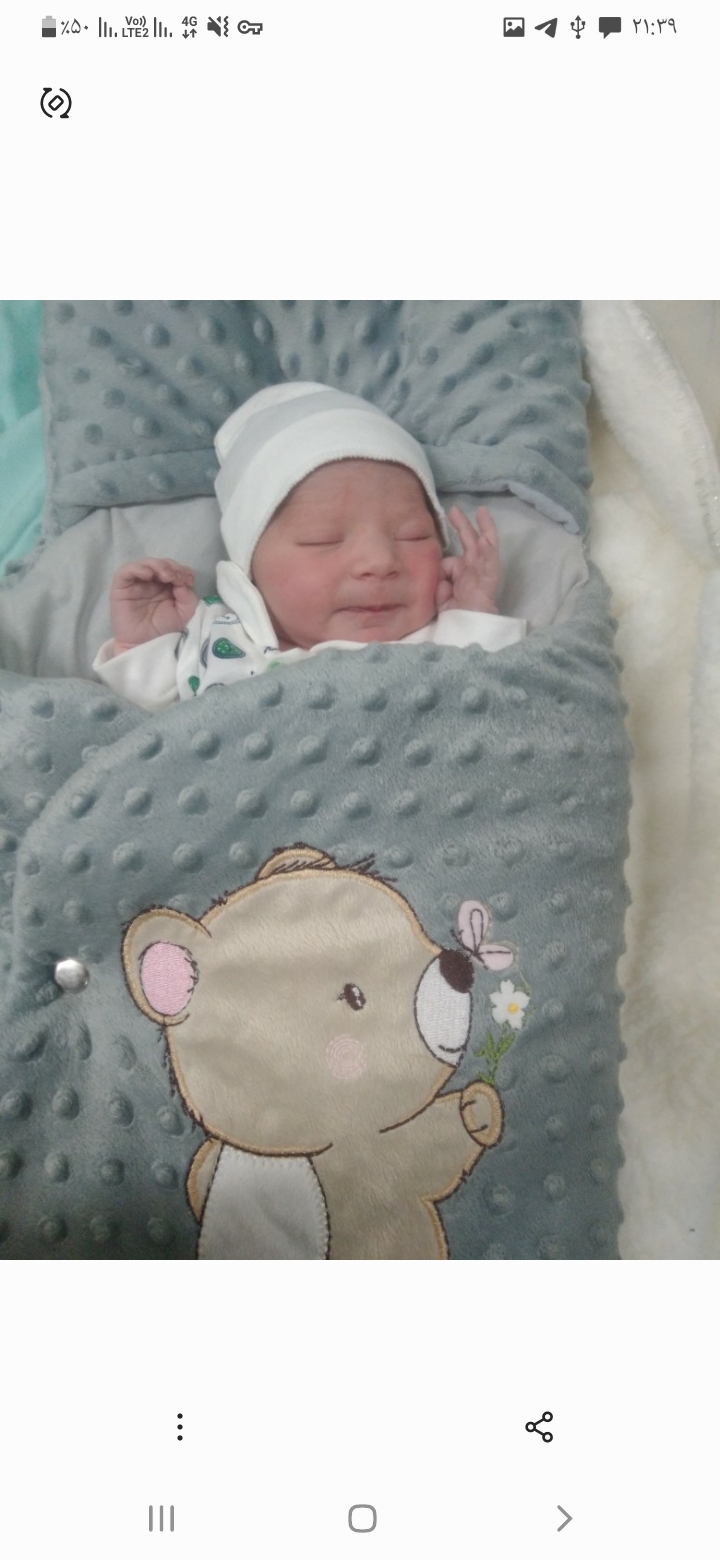 متولد شدن نوزاد ماهوین مینایی