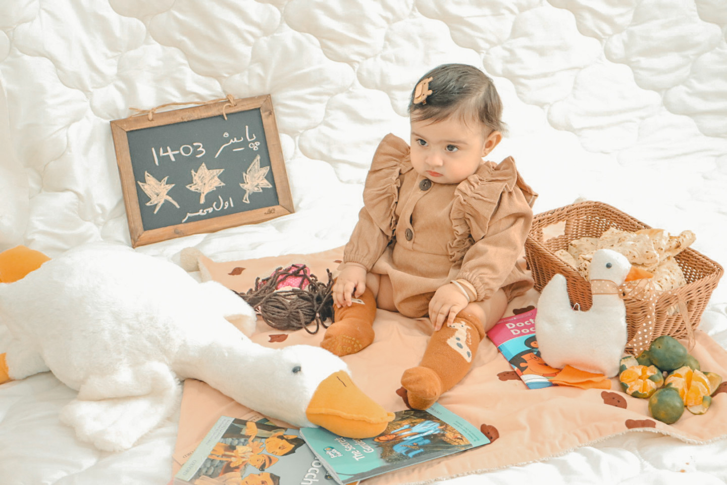 عکاسی با میوه نیلیا صدر