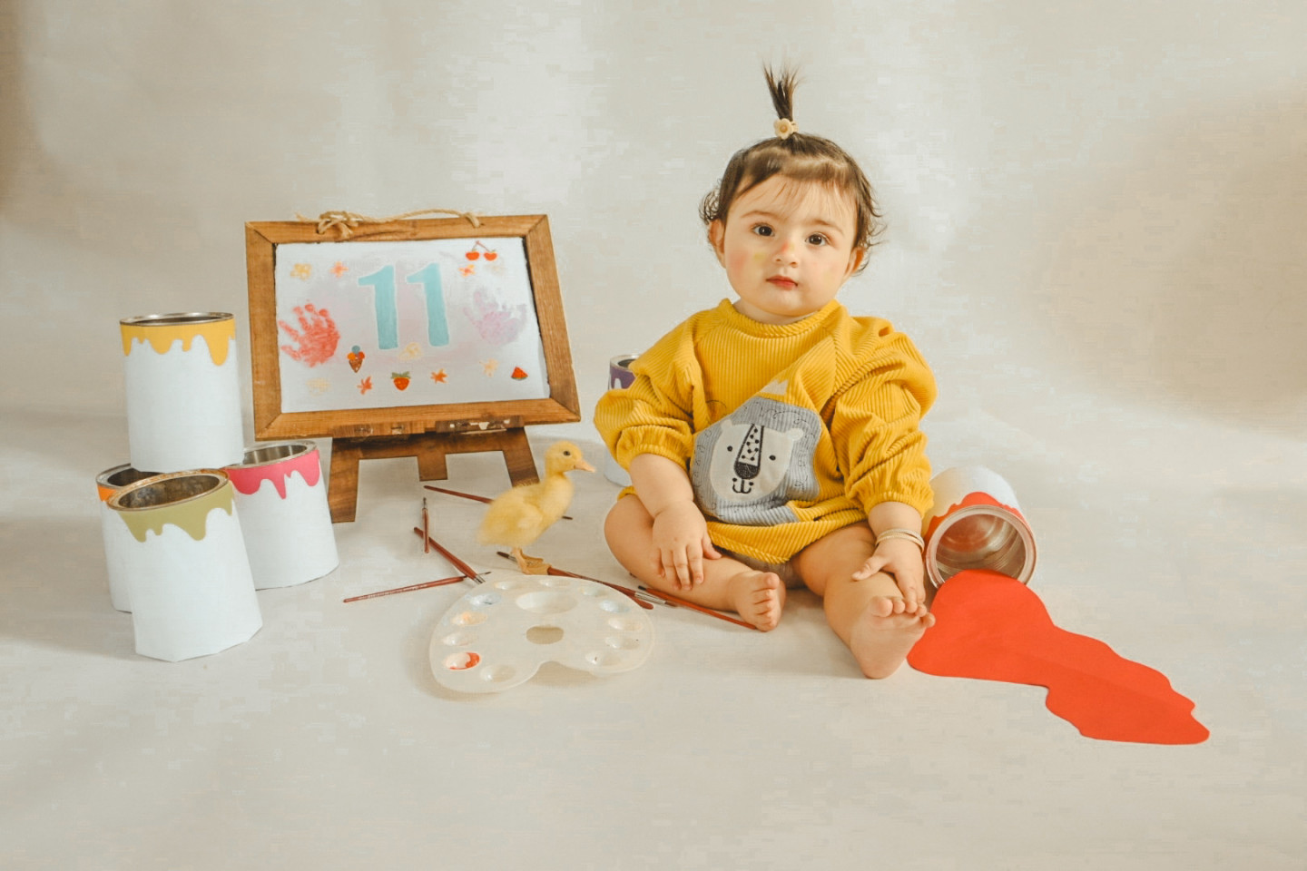 عکس کودک با تم شغلی نیلیا صدر