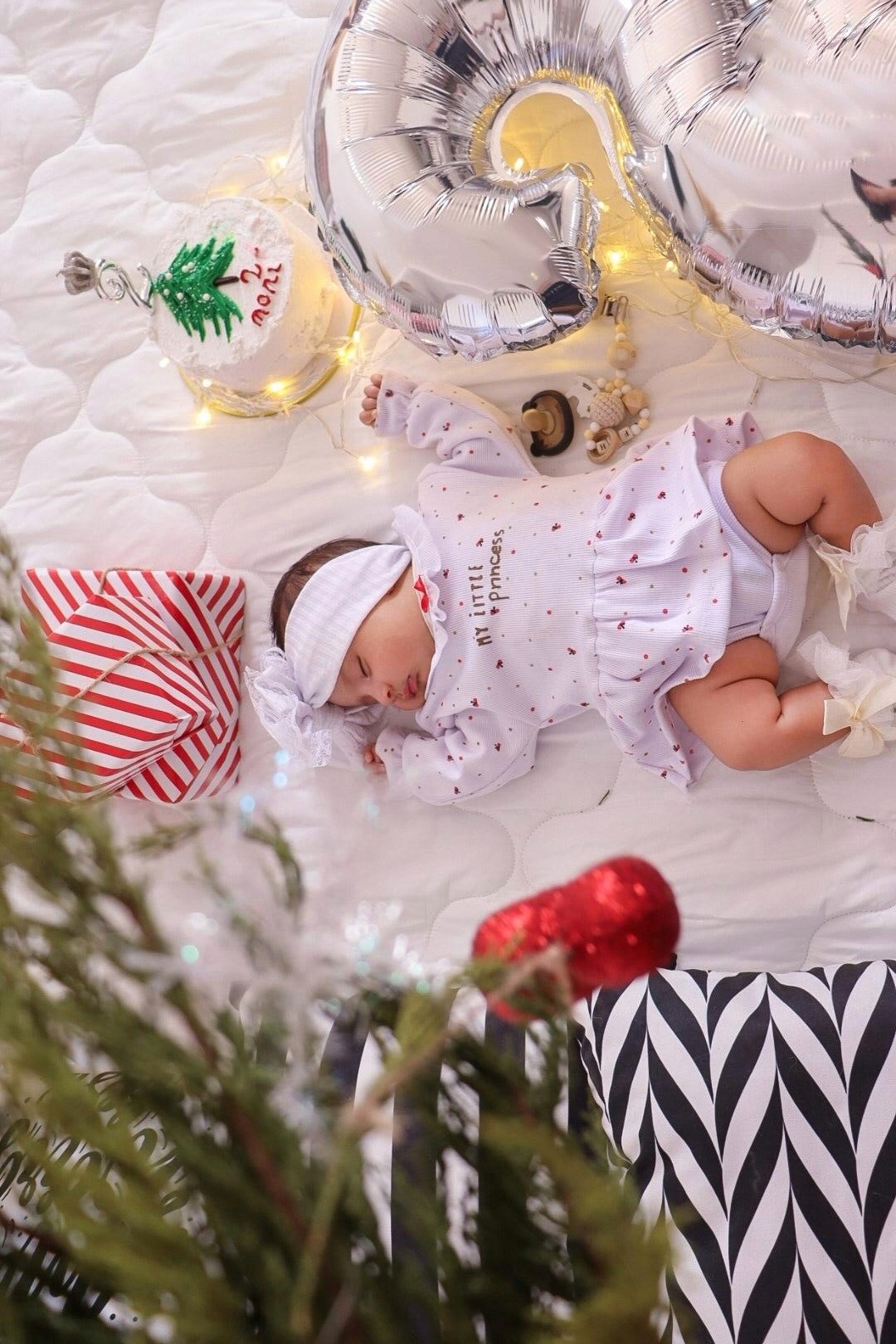 یک ماهگی نوزاد نیلیا صدر