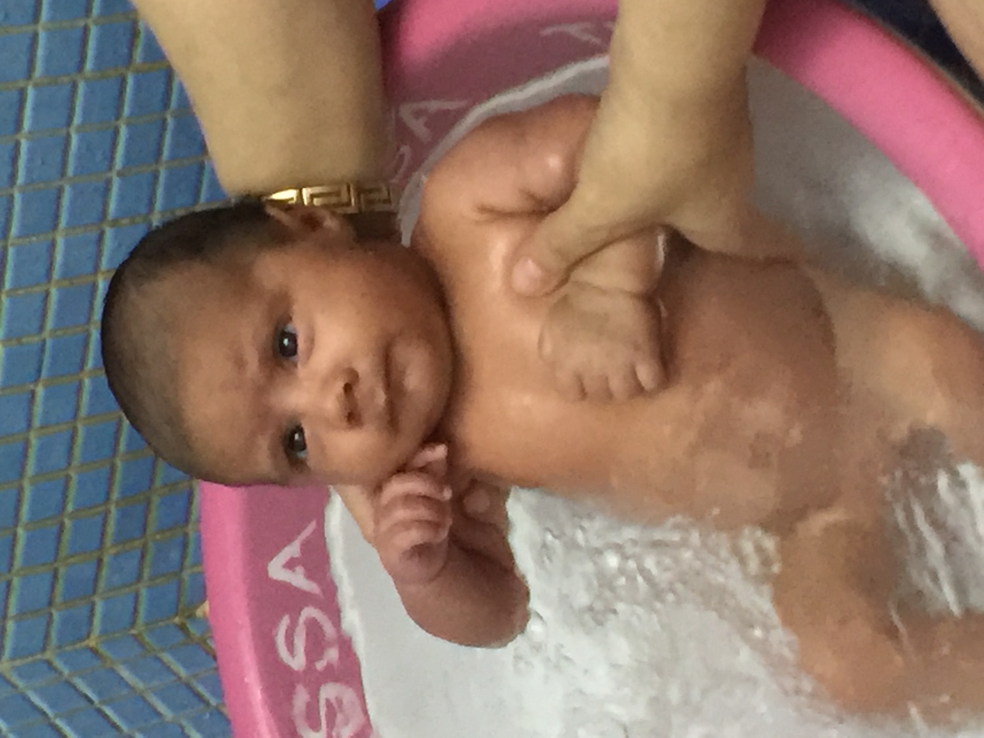 متولد شدن نوزاد Dorin nori