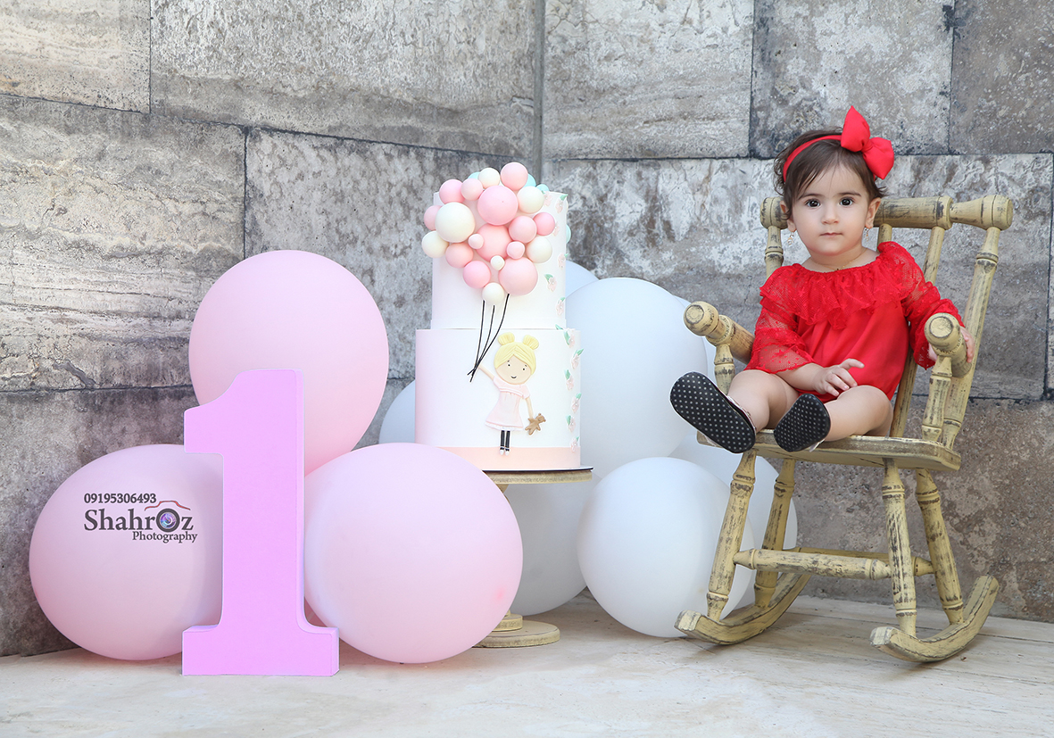 دوازده ماهگی نوزاد ال آی عاقلی