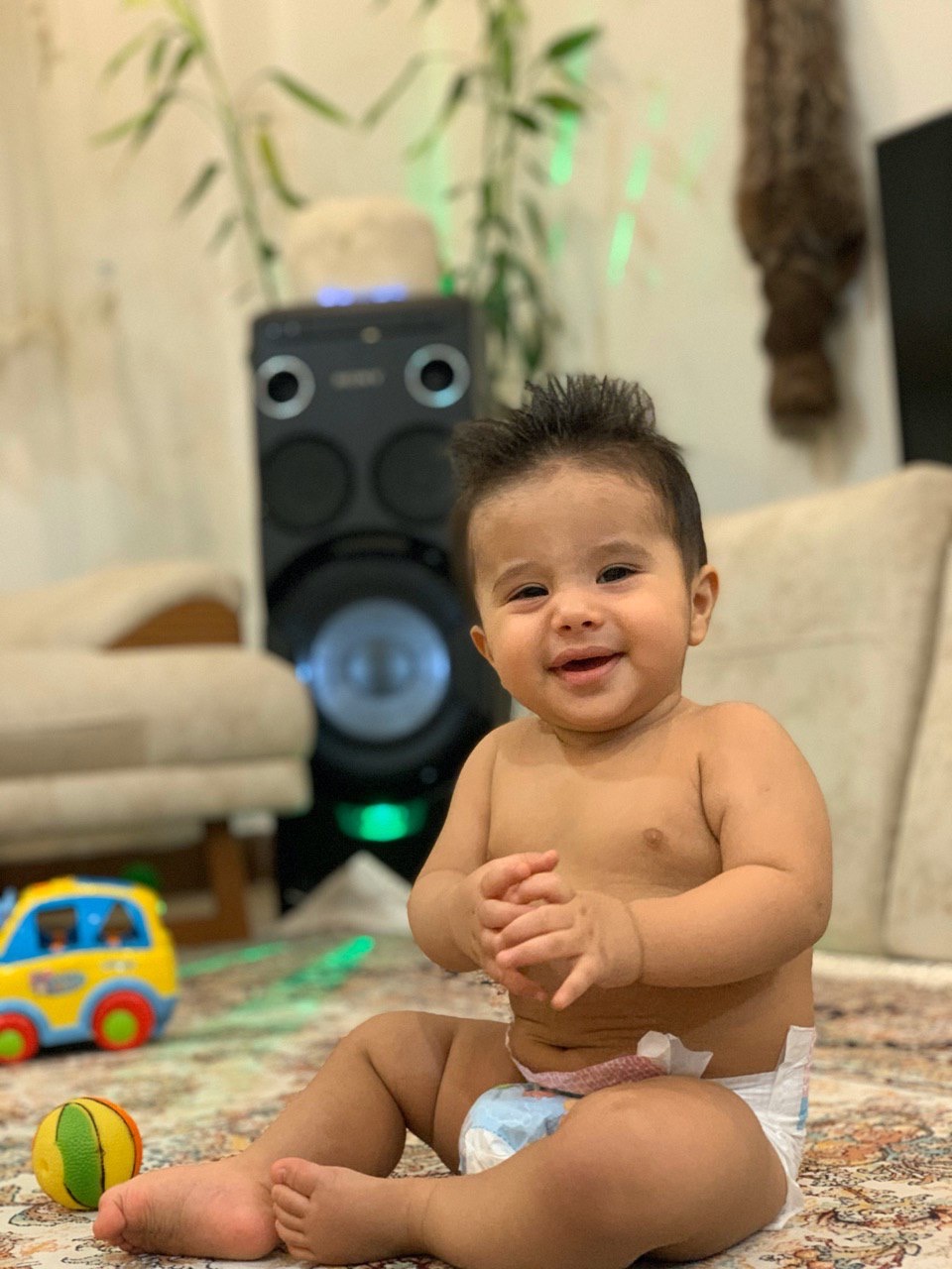 دوازده ماهگی نوزاد سام بهاالديني