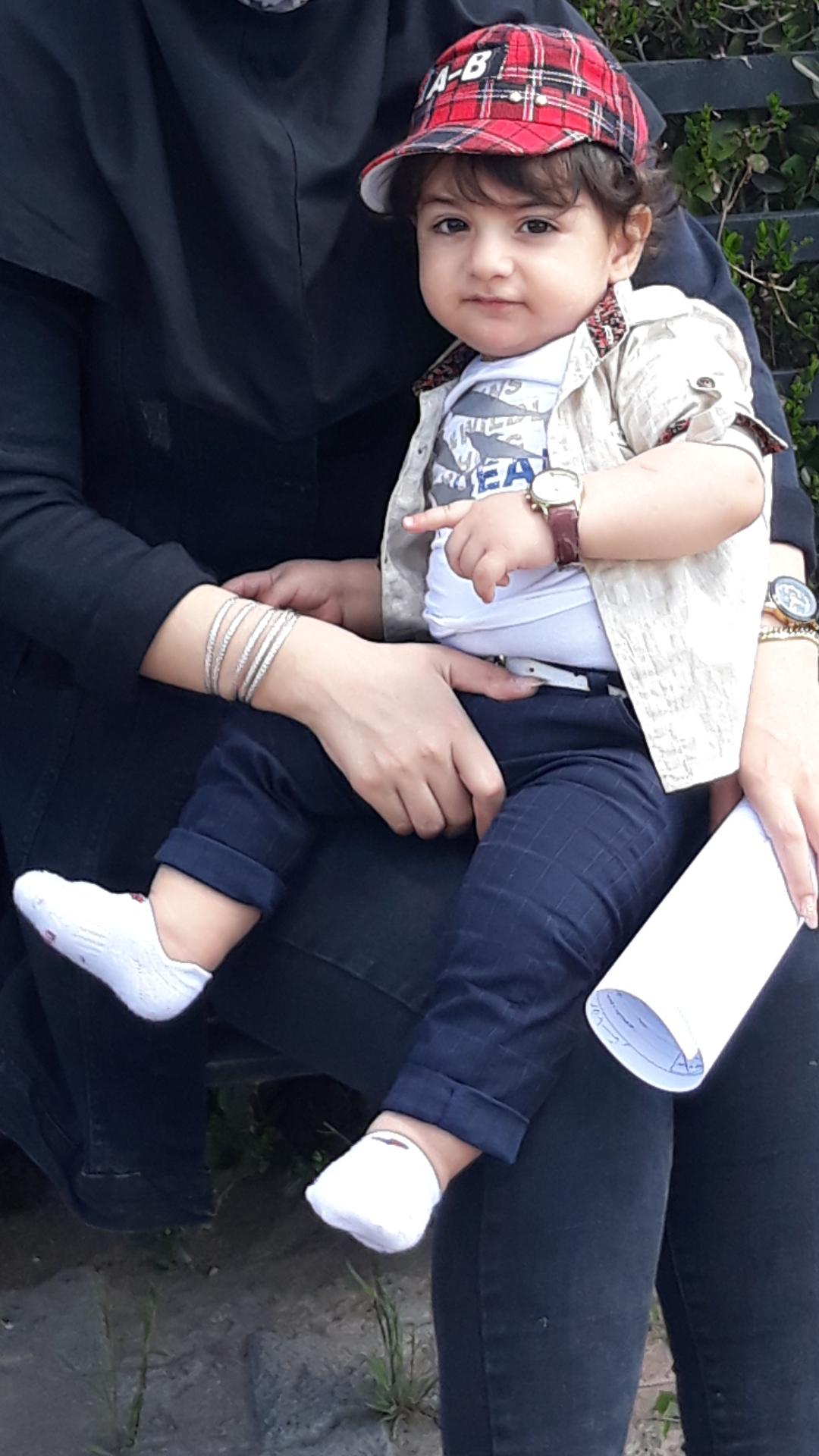 یازده ماهگی نوزاد آراد آزاد