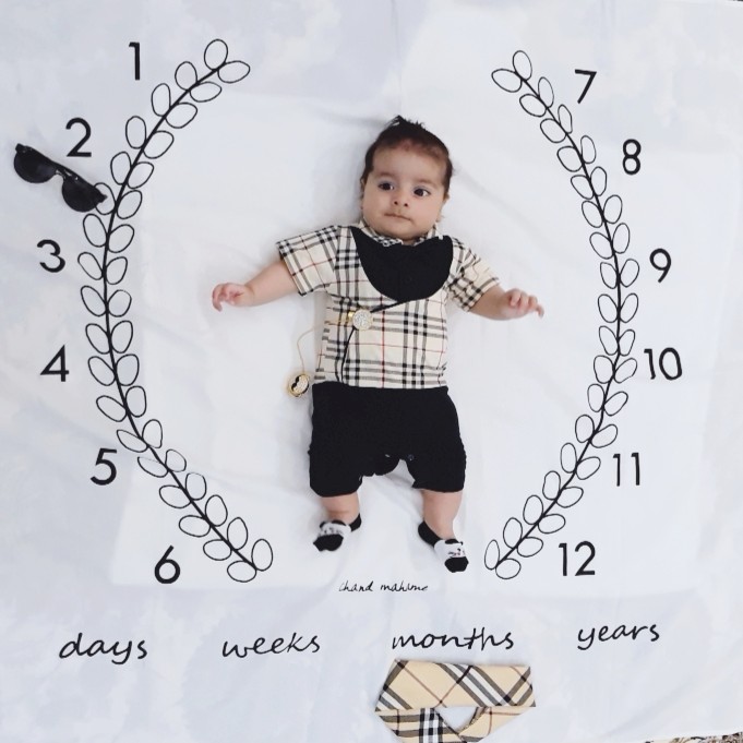 دو ماهگی نوزاد آراد آزاد