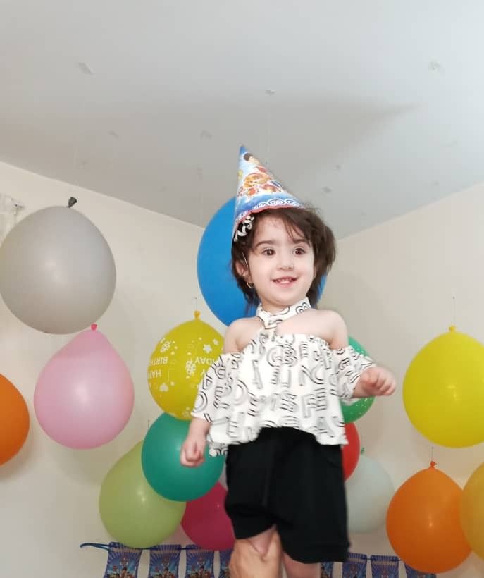 بیست ماهگی کودک یسنا میرزایی