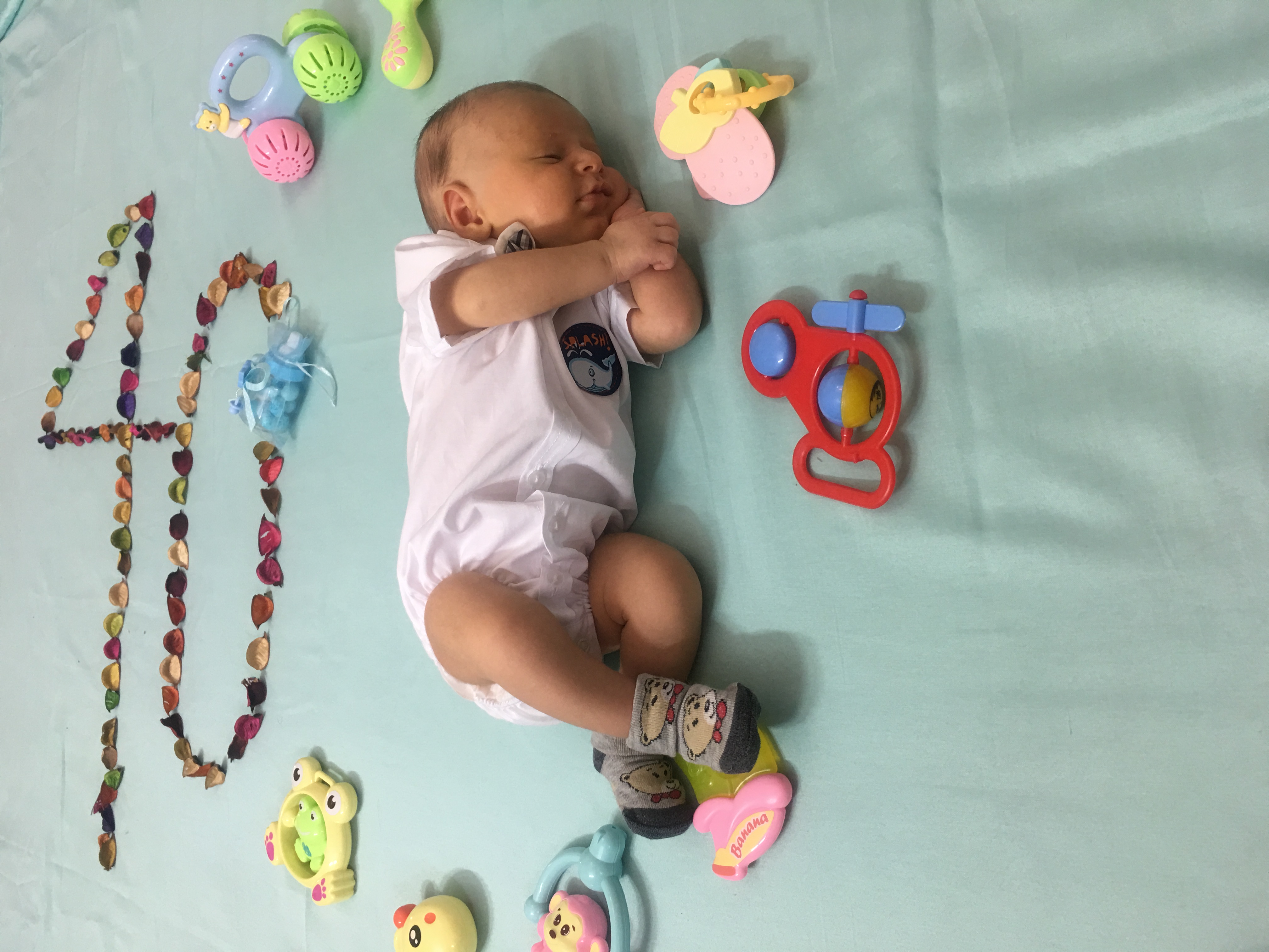 یک ماهگی نوزاد سورنا مقديد