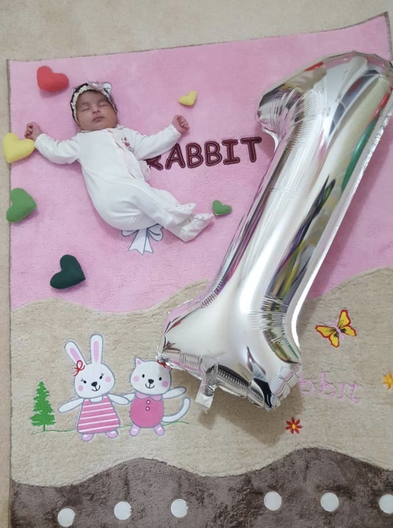 یک ماهگی نوزاد جانا جوكار