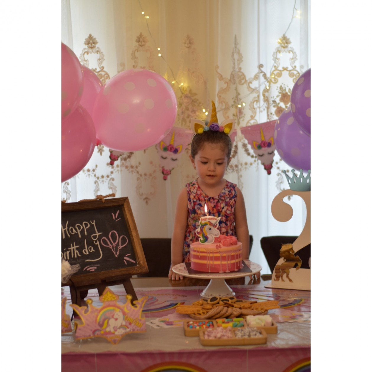 تخته سیاه فانتزی رونیاترک زاده