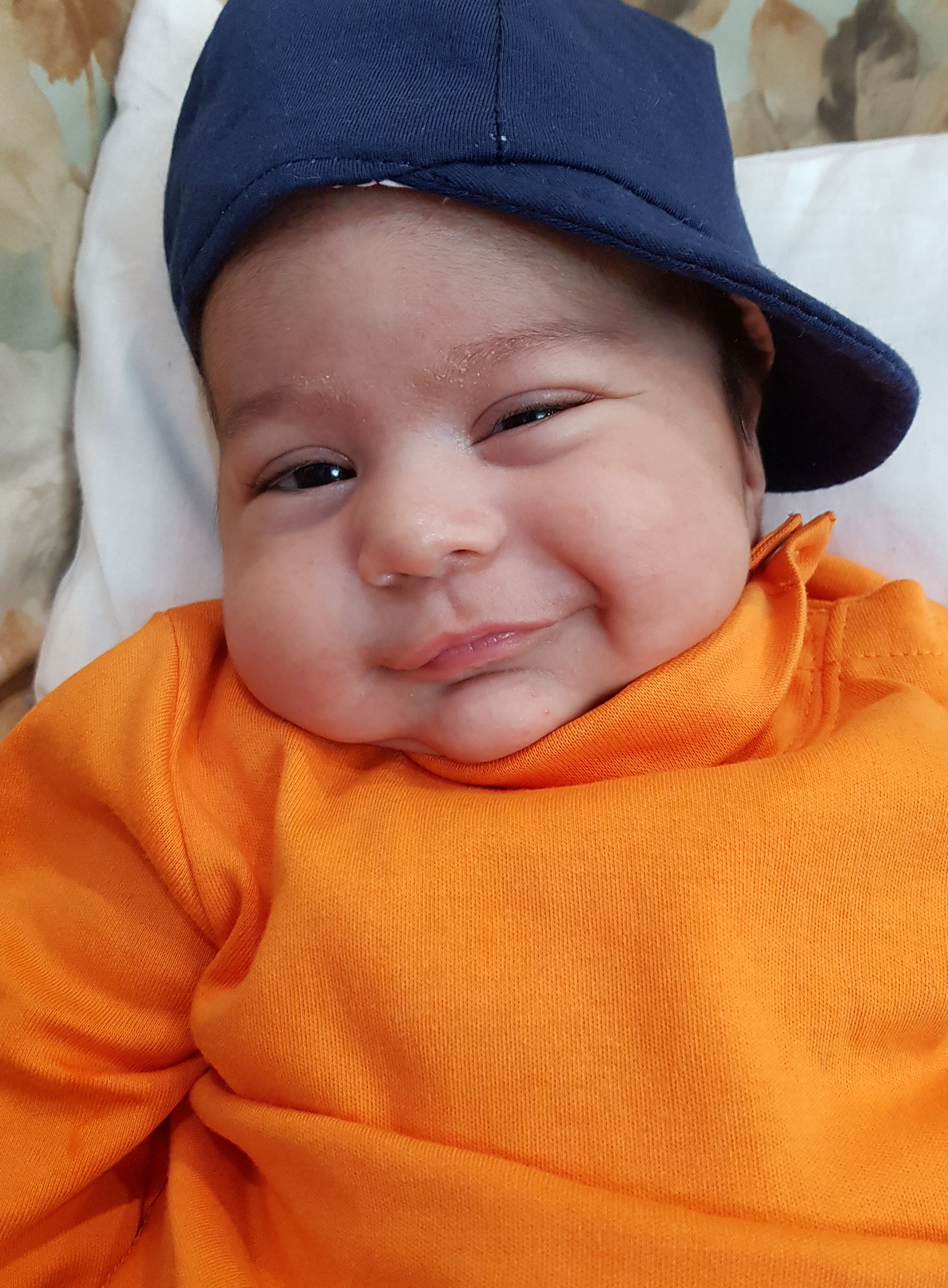 یک ماهگی نوزاد لیام الهامی پور