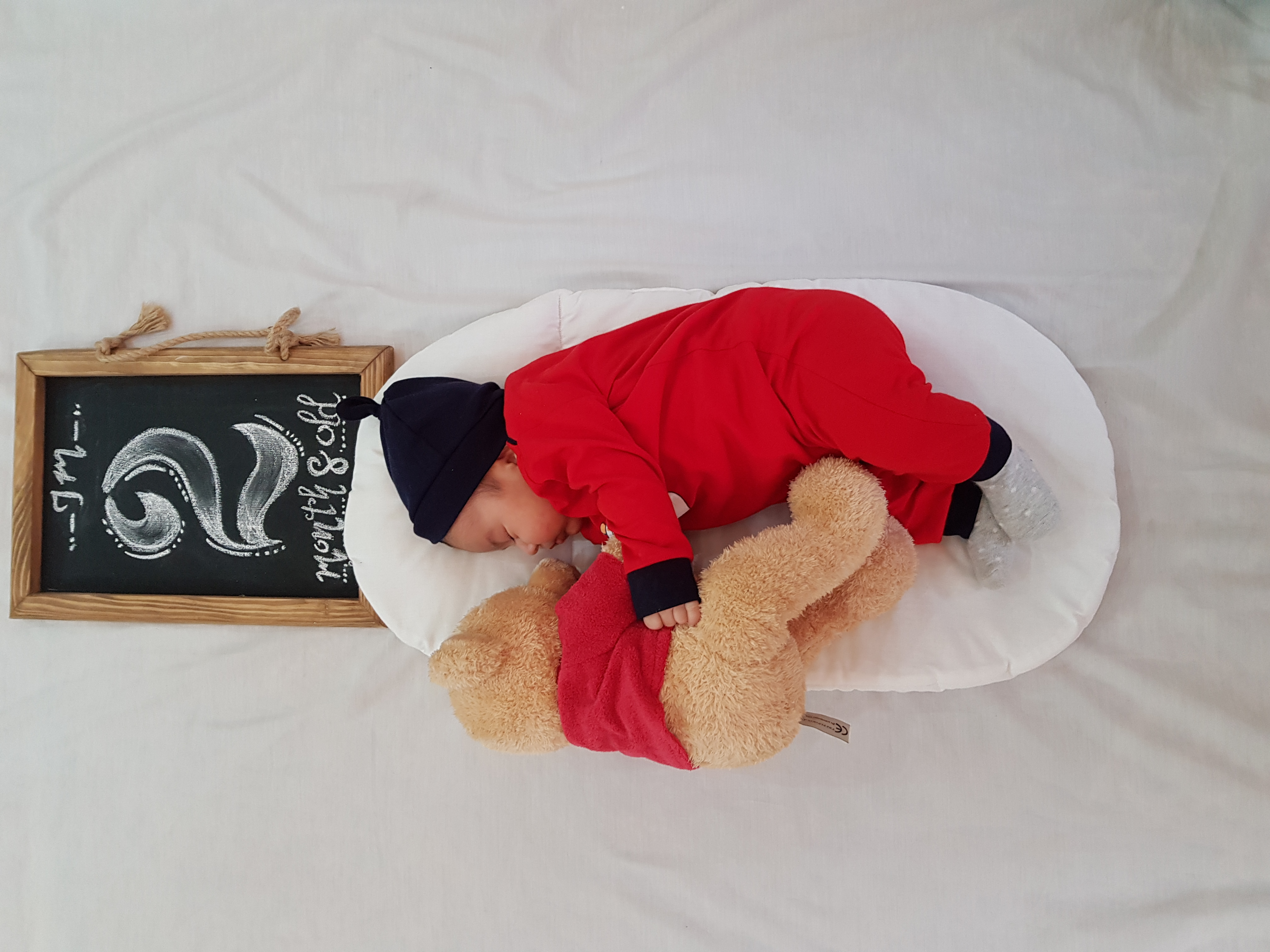 اولین خنده نوزاد لیام الهامی پور