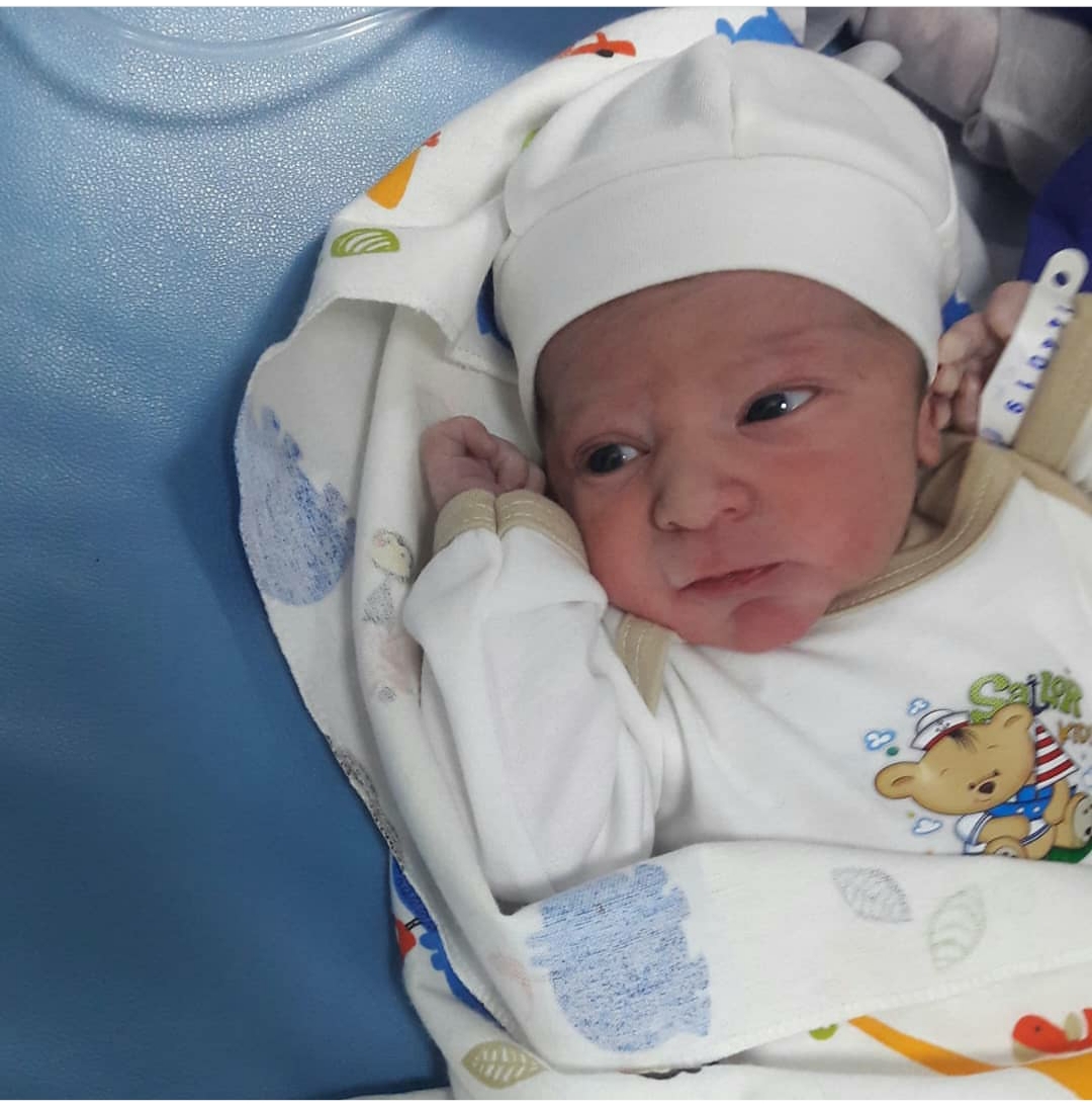 متولد شدن نوزاد مستانه بیک زاده