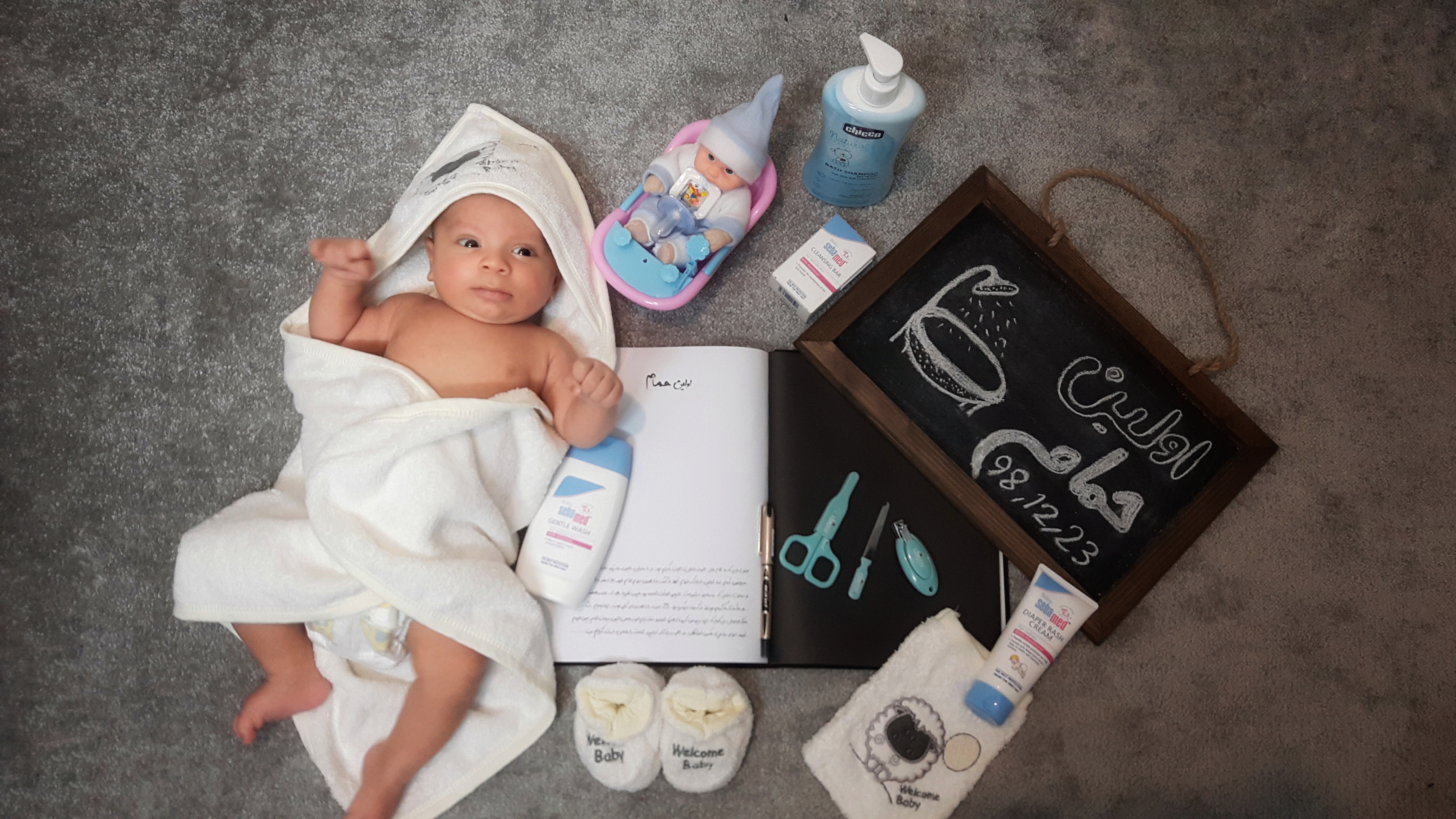 یک ماهگی نوزاد نیکراد