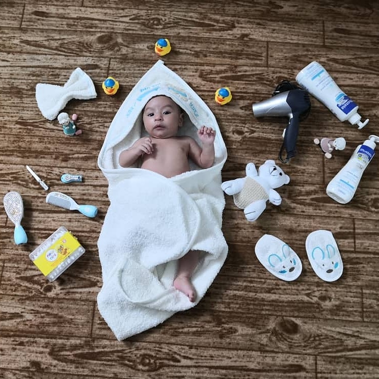 یک ماهگی نوزاد مهرسام ایزی