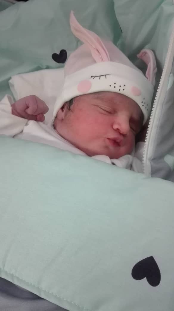 متولد شدن نوزاد محیا پیرایه