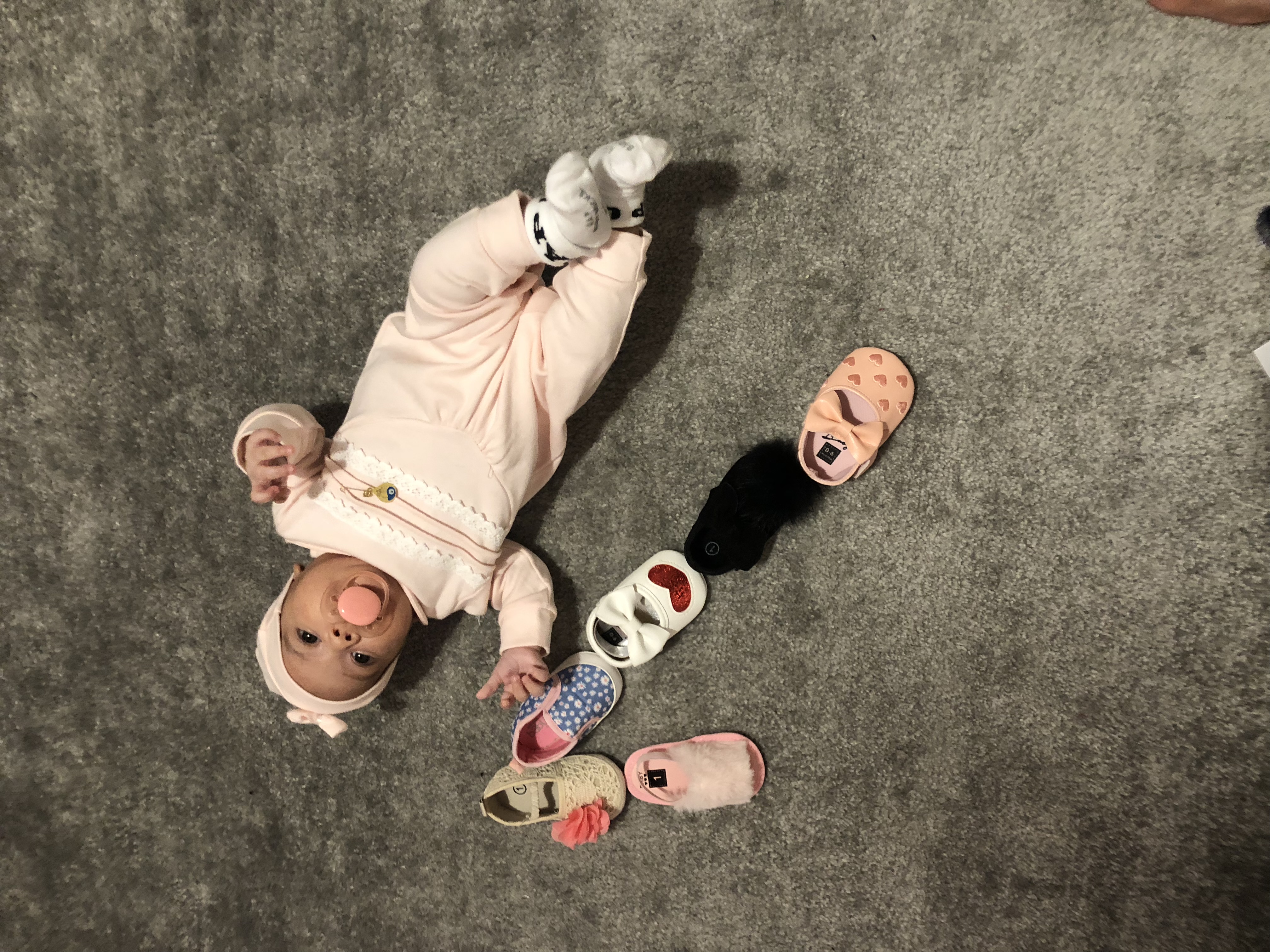 یک ماهگی نوزاد مانيا قلندر