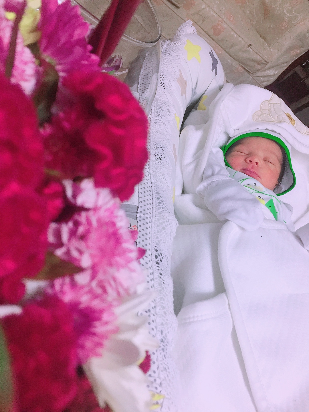 متولد شدن نوزاد محمد حسین شهرابی فراهانی