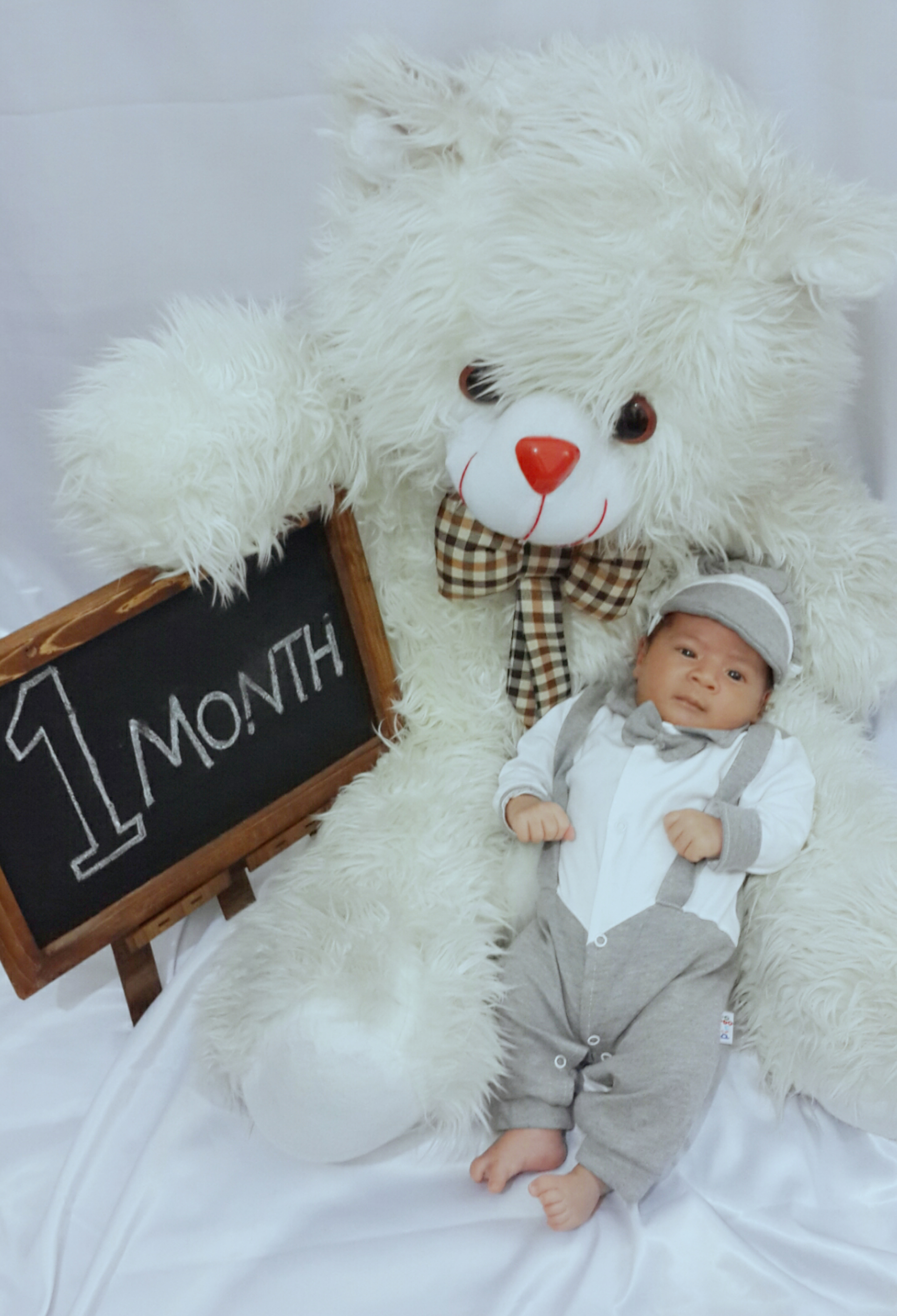 یک ماهگی نوزاد محمد سبحان دریایی